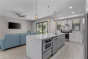 36 NW 12th Pl, Cape Coral, FL 33993 - Photo 14