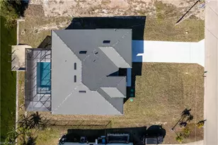 3318 NE 13th Pl, Cape Coral, FL 33909 - Photo 8