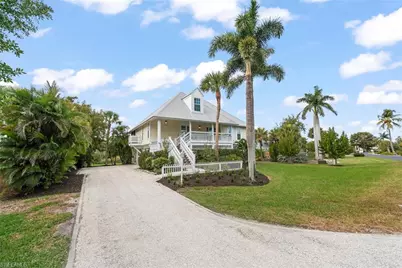 253 Daniel Dr, Sanibel, FL 33957 - Photo 14