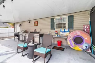 32 Lincoln Ave, Lehigh Acres, FL 33936 - Photo 20