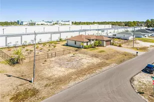 2101 NE 36th Terrace, Cape Coral, FL 33909 - Photo 34