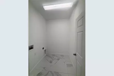 3804 40th St SW, Lehigh Acres, FL 33976 - Photo 14