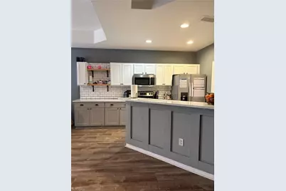 9790 Healthpark Cir #102, Fort Myers, FL 33908 - Photo 2