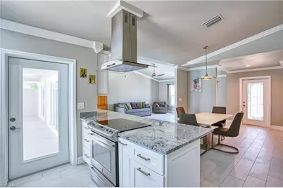 911 SW 3rd Ave, Cape Coral, FL 33991 - Photo 10