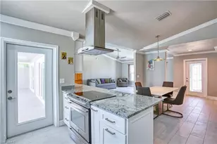 911 SW 3rd Ave, Cape Coral, FL 33991 - Photo 10