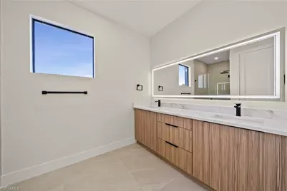 862 Nimitz Blvd, Lehigh Acres, FL 33974 - Photo 18