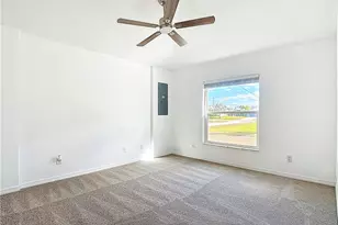 1723 NE 2nd Pl, Cape Coral, FL 33909 - Photo 26