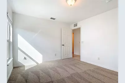 1723 NE 2nd Pl, Cape Coral, FL 33909 - Photo 18