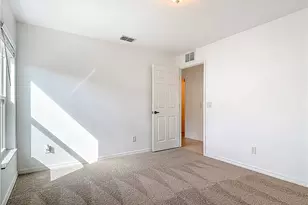 1723 NE 2nd Pl, Cape Coral, FL 33909 - Photo 18