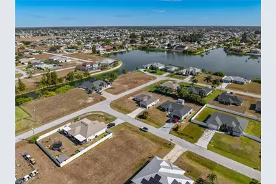 1723 NE 2nd Pl, Cape Coral, FL 33909 - Photo 42