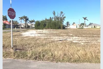 2700 NW 45th Ave, Cape Coral, FL 33993 - Photo 4