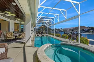 802 SW 56th St, Cape Coral, FL 33914 - Photo 4