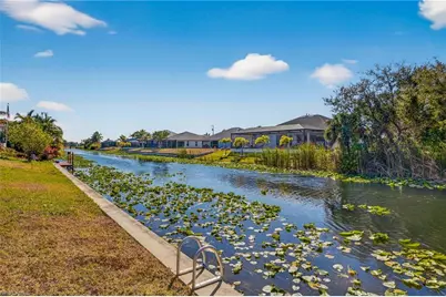 630 SW 11th Pl, Cape Coral, FL 33991 - Photo 6