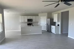 522 NW 7th St, Cape Coral, FL 33993 - Photo 2