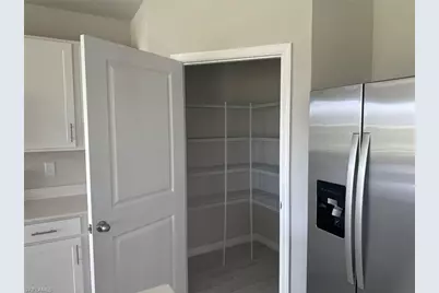 522 NW 7th St, Cape Coral, FL 33993 - Photo 4