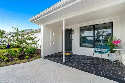 4568 San Antonio Ln, Bonita Springs, FL 34134 - Photo 2