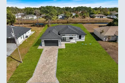 545 Chalet Ave S, Lehigh Acres, FL 33974 - Photo 36