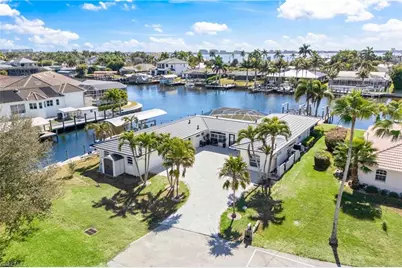 5374 Cobalt Ct, Cape Coral, FL 33904 - Photo 4