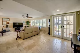 917 SE 43rd Terrace, Cape Coral, FL 33904 - Photo 4