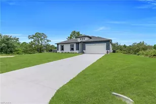 543 McArthur Blvd, Lehigh Acres, FL 33974 - Photo 2