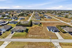 302 NW 27th Ave, Cape Coral, FL 33993 - Photo 2