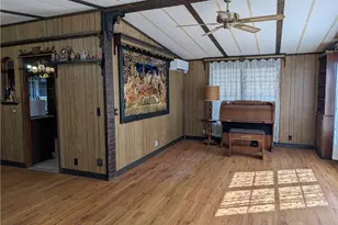 807 Holly Berry Ct, North Fort Myers, FL 33917 - Photo 4