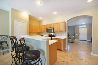 2518 Verdmont Ct, Cape Coral, FL 33991 - Photo 14