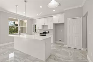 897 Iris Dr, North Fort Myers, FL 33903 - Photo 20