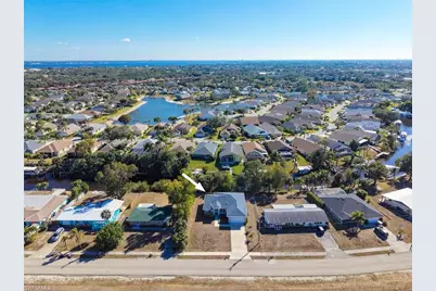 897 Iris Dr, North Fort Myers, FL 33903 - Photo 40