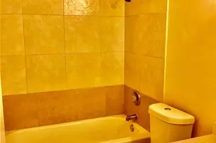 704 SE 46th Ln, Cape Coral, FL 33904 - Photo 4