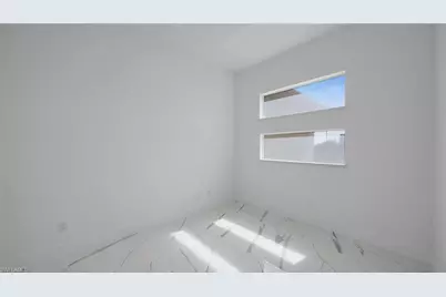 351 NE 25th St, Cape Coral, FL 33909 - Photo 14