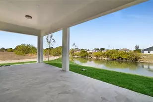 351 NE 25th St, Cape Coral, FL 33909 - Photo 32