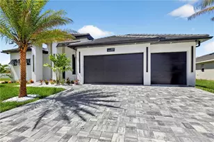 3535 SW 4th Ln, Cape Coral, FL 33991 - Photo 4