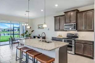 421 Coral Reef Pl, Cape Coral, FL 33993 - Photo 8