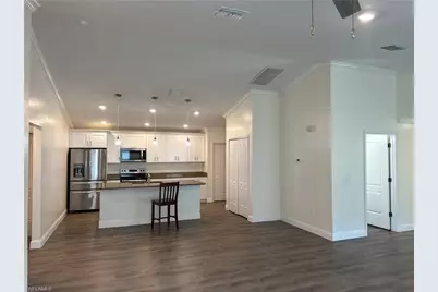 136 Francis Ave, Fort Myers, FL 33916 - Photo 2