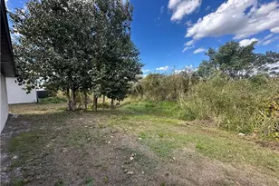 136 Francis Ave, Fort Myers, FL 33916 - Photo 8