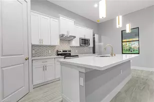 1014 Magnolia Ave, Lehigh Acres, FL 33972 - Photo 6