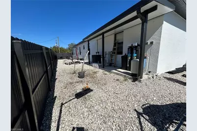 2509 65th St W, Lehigh Acres, FL 33971 - Photo 38