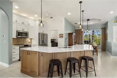 2004 SW 40th Ter, Cape Coral, FL 33914 - Photo 8