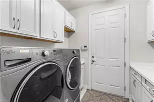 11719 Bowes Cir, Fort Myers, FL 33913 - Photo 30