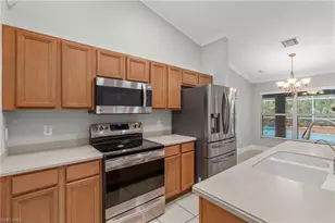 2004 NE 35th St, Cape Coral, FL 33909 - Photo 12