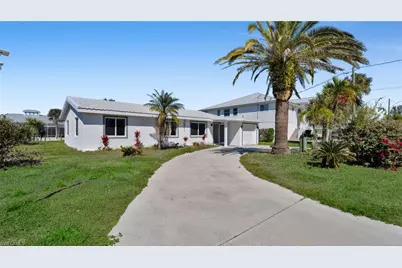 331 Washington Ct, Fort Myers Beach, FL 33931 - Photo 2
