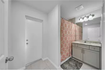 1430 SW 4th Ln, Cape Coral, FL 33991 - Photo 28