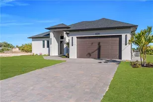 609 NE 11th Terrace, Cape Coral, FL 33909 - Photo 12