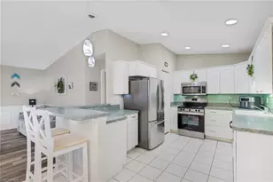 3208 NW 2nd Pl, Cape Coral, FL 33993 - Photo 10