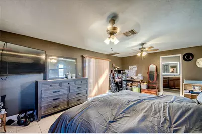 3015 8th St SW, Lehigh Acres, FL 33976 - Photo 18