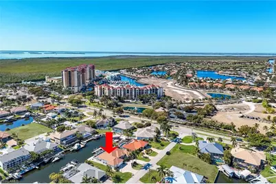 1524 SW 56th Ter, Cape Coral, FL 33914 - Photo 4