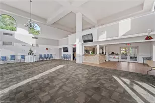 8340 Charter Club Cir, Fort Myers, FL 33919 - Photo 32