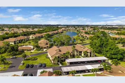 8340 Charter Club Cir #9, Fort Myers, FL 33919 - Photo 2