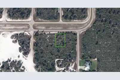 1233 Island Pkwy NE, Lake Placid, FL 33852 - Photo 1